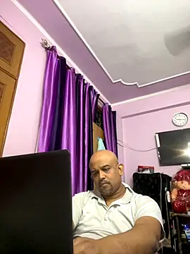 Dick 6inches online show from 11/06/25, 03:46