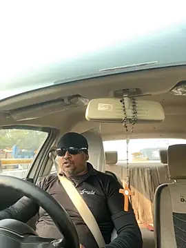 Dick 6inches online show from 11/13/25, 04:33