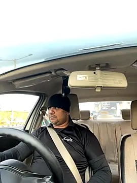 Dick 6inches online show from 11/18/25, 03:34