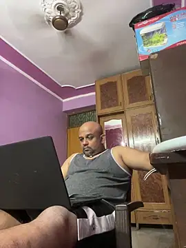 Dick 6inches online show from 04/15/26, 02:57