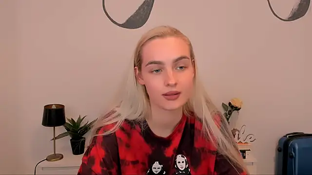 OliviaKisss online show from 10/03/25, 08:28