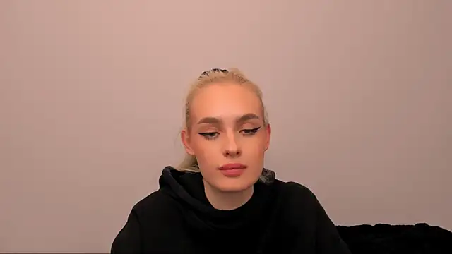 OliviaKisss online show from 02/11/26, 07:30