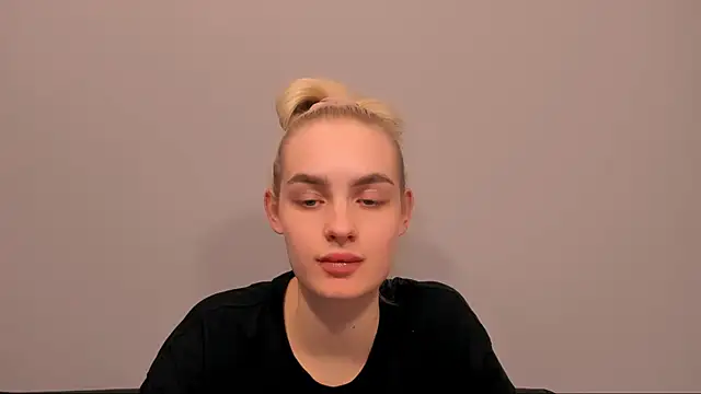 OliviaKisss online show from 02/22/26, 07:01