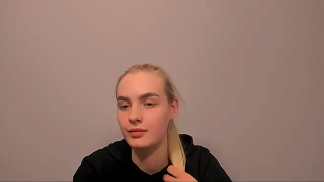 OliviaKisss online show from 02/26/26, 05:45