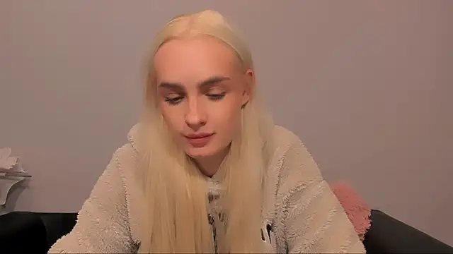 OliviaKisss online show from 03/06/26, 05:53