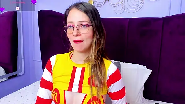 AmbeerWood  online show from 03/09/25, 11:47