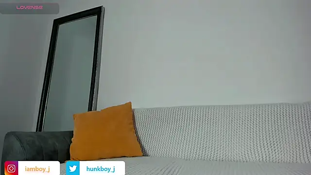 FitnessMaleModel online show from 11/21/25, 06:34