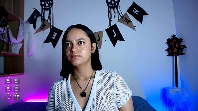 VICTORIABLACK xh online show from 10/10/25, 11:09