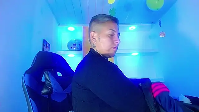 Yessi rousse online show from 03/22/25, 10:06