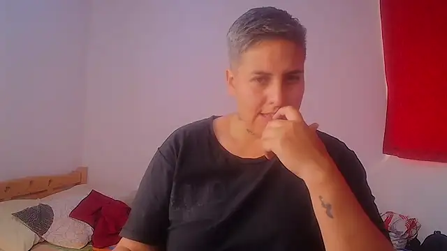 Yessi rousse online show from 10/06/25, 08:06