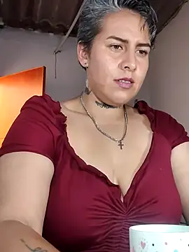 Yessi rousse online show from 06/27/26, 08:25