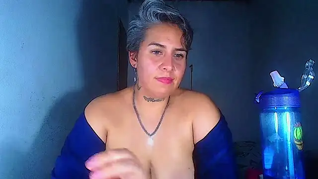 Yessi rousse online show from 07/23/26, 01:58