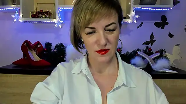 Snapshot of feliziaDesire chatting on 01/07/25, 06:56 feliziaDesire online show from 01/07/25, 06:56