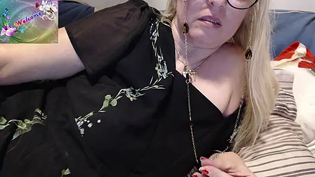 martachatte online show from 09/25/25, 07:50