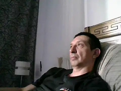 Snapshot of Pacobakan042 chatting on 11/19/25, 09:48 Pacobakan042 online show from 11/19/25, 09:48