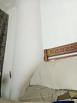 Snapshot of Pacobakan042 chatting on 11/27/25, 09:39 Pacobakan042 online show from 11/27/25, 09:39