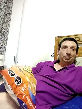 Snapshot of Pacobakan042 chatting on 12/01/25, 11:32 Pacobakan042 online show from 12/01/25, 11:32