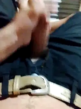 Snapshot of Uriel1615 chatting on 03/19/26, 03:49 Uriel1615 online show from 03/19/26, 03:49