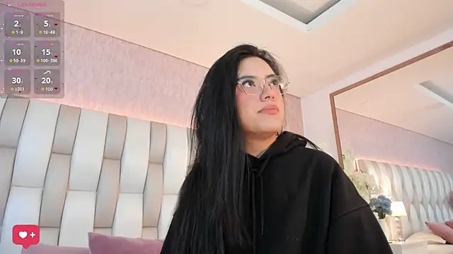 Rebeca jones online show from 02/12/25, 01:27