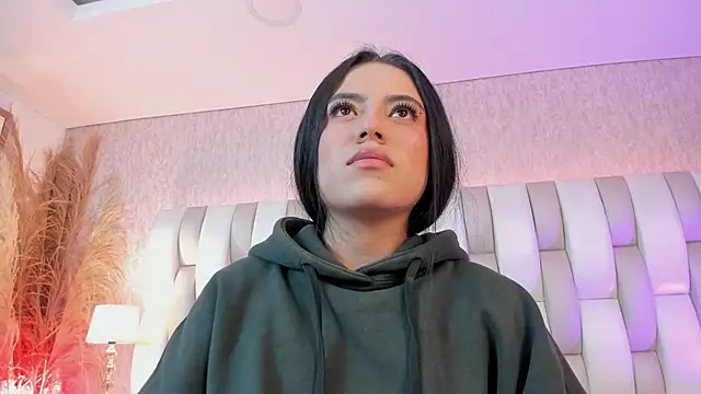 Rebeca jones online show from 02/17/26, 12:12