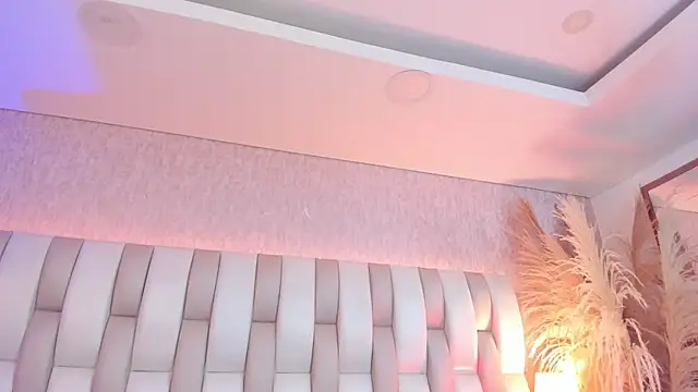 Rebeca jones online show from 03/05/26, 12:12