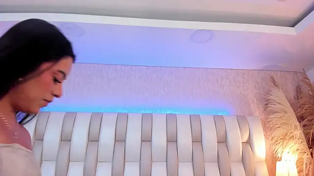 Rebeca jones online show from 04/15/26, 12:12