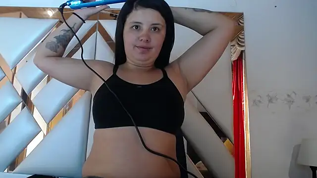 nathaly low1 online show from 04/14/26, 12:44