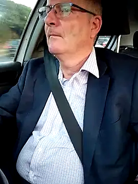 stiffandlubedxh online show from 03/04/25, 08:16