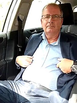 stiffandlubedxh online show from 03/17/25, 01:14