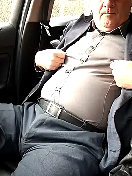 stiffandlubedxh online show from 10/12/25, 09:25