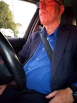 stiffandlubedxh online show from 03/31/26, 08:20