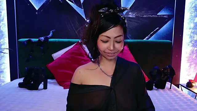 ElyaQuinn online show from 04/23/26, 12:51