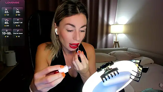 DannaEvan online show from 11/28/25, 01:30