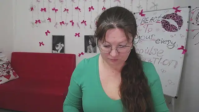 VanessaHotts online show from 03/09/26, 06:06