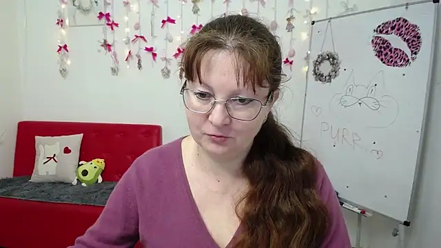 VanessaHotts online show from 04/01/26, 05:08