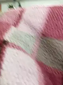 Snapshot of Sanny212 chatting on 02/13/25, 04:11 Sanny212 online show from 02/13/25, 04:11