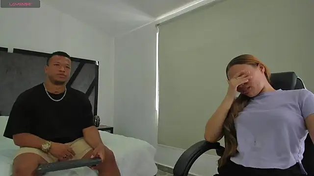 AnnieAndStefan online show from 07/06/26, 02:47