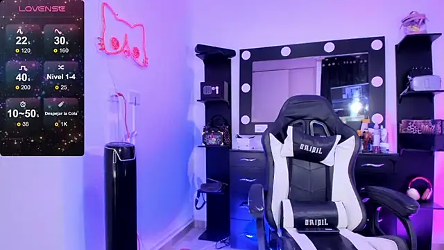 miss kitty online show from 01/24/25, 01:13