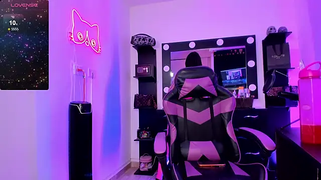 miss kitty online show from 03/12/26, 11:22