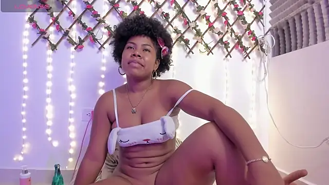 naughty ebonyy online show from 05/19/26, 03:57