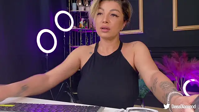 DeeaDiamondd online show from 03/09/25, 11:03