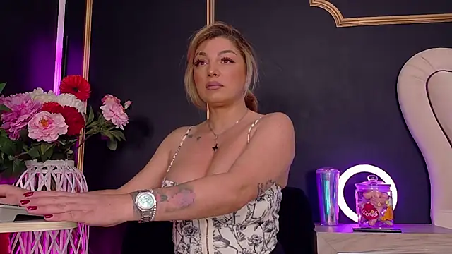 DeeaDiamondd online show from 01/15/26, 08:01