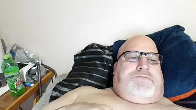 Bigbear0563 online show from 01/10/25, 04:09