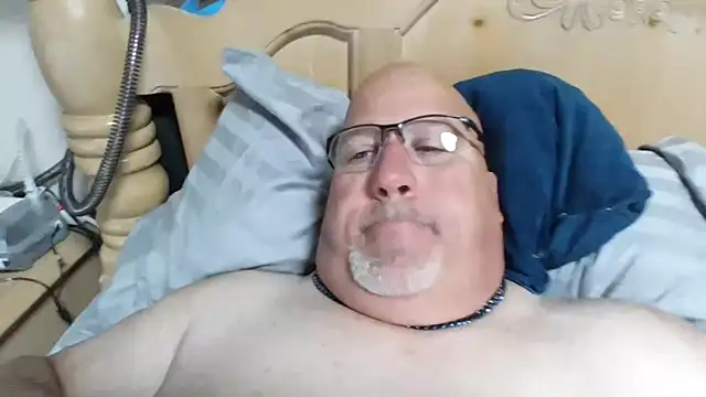 Bigbear0563 online show from 04/10/26, 04:01