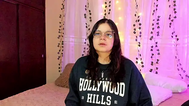 Mey moon online show from 12/12/24, 11:25