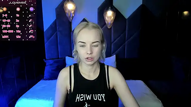 Snapshot of StephanieSweety chatting on 02/03/25, 05:40 StephanieSweety online show from 02/03/25, 05:40