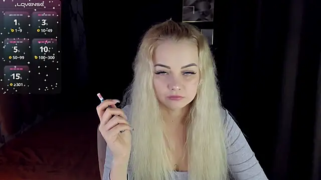 Snapshot of StephanieSweety chatting on 12/17/25, 05:19 StephanieSweety online show from 12/17/25, 05:19