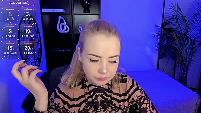 StephanieSweety online show from 02/27/26, 05:46