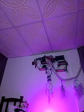 Piafisher1 online show from 10/03/25, 01:24