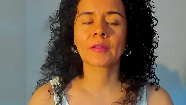 Sami Hotie1 online show from 11/07/25, 09:15